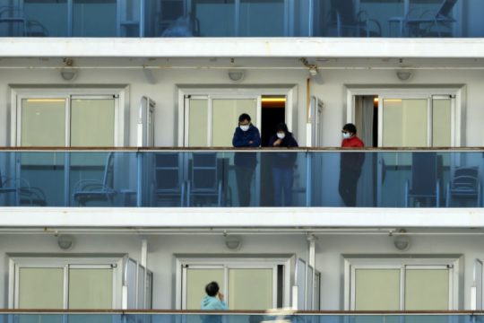 Δύο ηλικιωμένοι τα πρώτα θύματα του κορονοϊού στο «Diamond Princess»