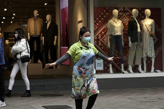 Προβληματισμός ΔΝΤ λόγω κορονοϊού, χαλαρώνουν οι περιορισμοί στην Κίνα