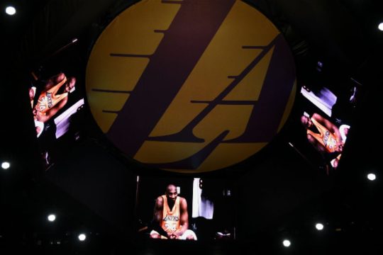 Ράγισαν καρδιές στο Staples Center για τον Κόμπε Μπράιαντ