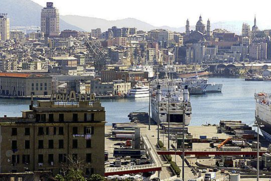 Ιταλικό «μπλόκο» σε πλοίο ύποπτο για μεταφορά όπλων από την Τουρκία στη Λιβύη