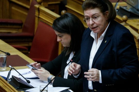 Τι θα κάνει τώρα η κ. Μενδώνη;