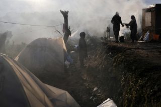 Στη Μόρια η πραγματικότητα ξεπερνά και τη φαντασία