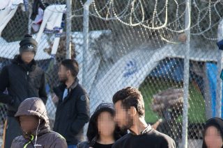 Σπέρνει… Μόριες και θα θερίσει θύελλες