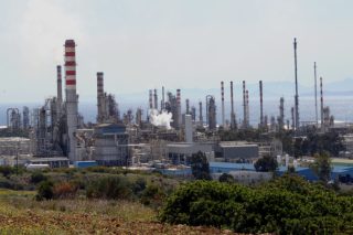 Η σιωπή των καναλιών για τους «αναλώσιμους»