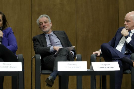 Τι απαντούν Μπακογιάννη, Κατρούγκαλος και Παπανδρέου για τη Χάγη