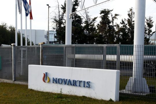 Αντιπαράθεση για τις κουκούλες