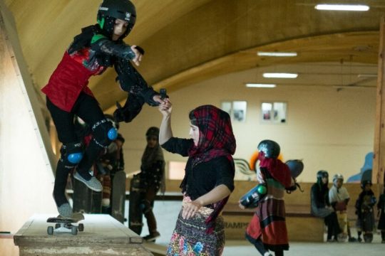 Εγρήγορση για τον κορονοϊό, αλλά και αισιοδοξία
