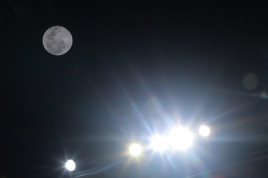 Σιγά μην κλάψω, σιγά μην ασχοληθώ