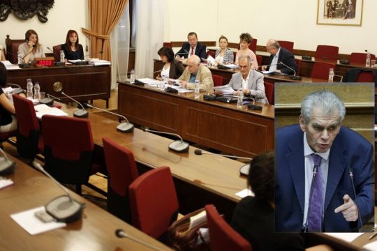 Και ραδιούργος και τρομοκράτης ο Παπαγγελόπουλος
