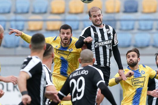 Ξεκαθαρίζει το τοπίο σε πλέι οφ – πλέι άουτ