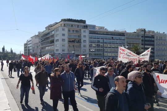 Χιλιάδες στους δρόμους κατά του ασφαλιστικού Βρούτση