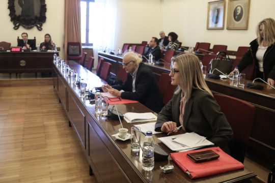 «Εκβιάζουν για να φοβίσουν τους προστατευόμενους μάρτυρες»