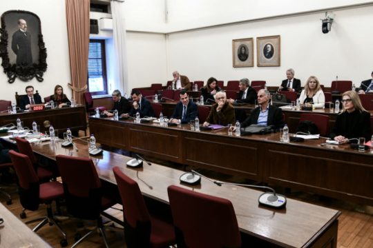Κατάργηση με το έτσι θέλω του νόμου περί προστασίας μαρτύρων δημοσίου συμφέροντος