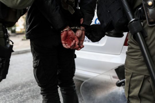 Επίθεση κατά 17χρονου σε Λύκειο του Βύρωνα