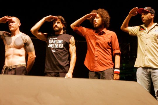 Oι Rage Against The Machine δείχνουν γιατί δεν είναι συνηθισμένη μπάντα
