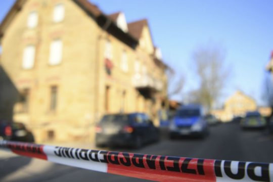 Ένοπλος σκότωσε έναν και τραυμάτισε πέντε σε λεωφορείο στις ΗΠΑ