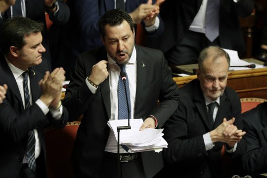 «Ναι» στην παραπομπή Σαλβίνι από την ιταλική Γερουσία