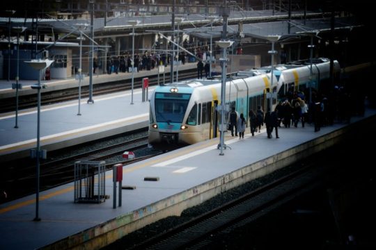 Αποχώρησαν από το αμαξοστάσιο, ξεκίνησαν δρομολόγια στα τρένα