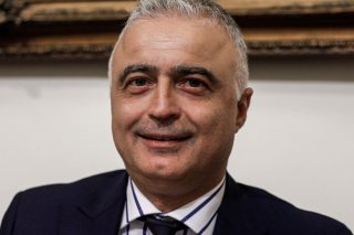 Ο διπλοθεσίτης βουλευτής κ. Τσαβδαρίδης