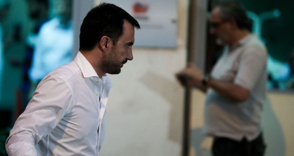 Παραίτηση Χρυσοχοΐδη ζητά ο ΣΥΡΙΖΑ μετά την αστυνομική βαρβαρότητα