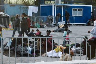 Τάγματα εφόδου κατά προσφύγων και αλληλέγγυων
