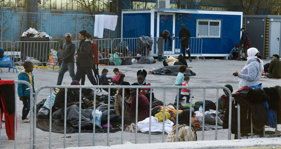 Τάγματα εφόδου κατά προσφύγων και αλληλέγγυων