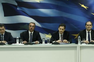 Η επιδημία μηδενίζει το κοντέρ της οικονομίας
