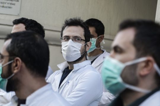 «Διαγνωστικά τεστ δωρεάν για όλο τον λαό»
