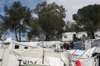 Το σχόλιο του ΚΚΕ για πρόσφυγες και κορονοϊό