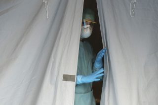Μελαγχολία και κλειστές πόλεις, αλλά η Ιταλία αντέχει