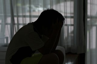 Κατηγορούν τα παιδιά για τις αισχρές πράξεις του κ. Λαλαούνη;