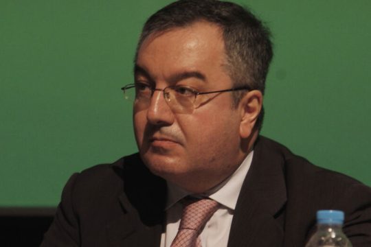 Αν τα μέτρα δημόσιας υγείας δεν ελέγξουν την εξάπλωση του ιού, μπορεί να δούμε τη γέννηση μιας πανδημίας