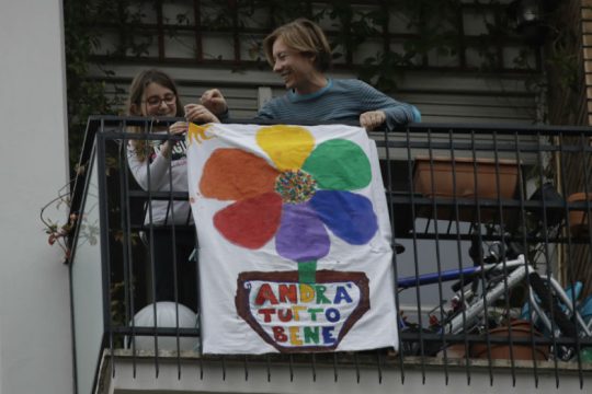 «Όλα θα πάνε καλά» επιμένουν οι Ιταλοί [ Φωτογραφίες ]