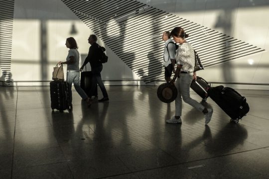 Συναγερμός στις επιχειρήσεις του τουρισμού