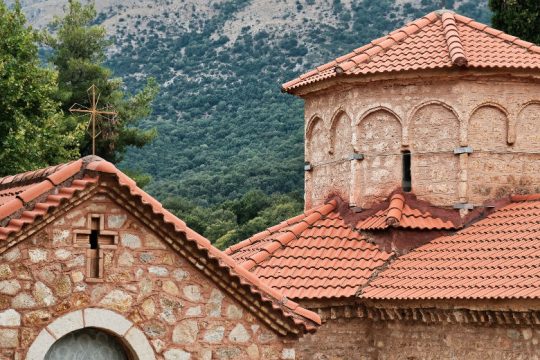 Σχολείο και μαθητές …στα χαρακώματα των ιστορικών μύθων!