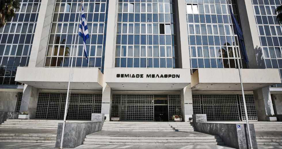 Δικογραφίες ζητεί ο εισαγγελέας του Αρείου Πάγου για όσους παραβιάζουν τα μέτρα