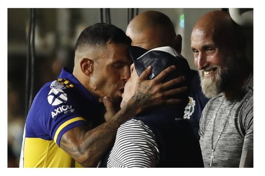 Η βραδιά της Μπόκα και του Μαραντόνα