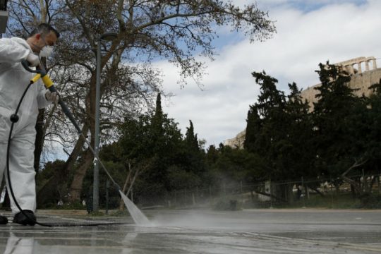 Κορονοϊός: 33η η Ελλάδα στην παγκόσμια «μαύρη λίστα»