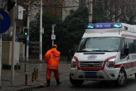 Παγιδευμένοι 70 ασθενείς του κορονοϊού σε ξενοδοχείο που κατέρρευσε