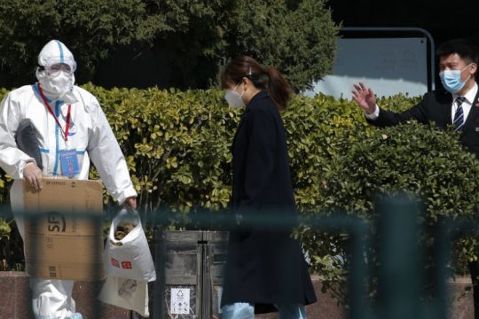 Covid-19: Η Ασία ανησυχεί για το φαινόμενο μπούμερανγκ