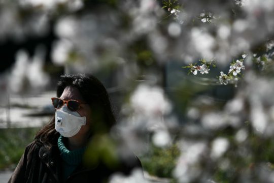 35 νέα κρούσματα και πέμπτο θύμα του κορονοϊού στην Ελλάδα