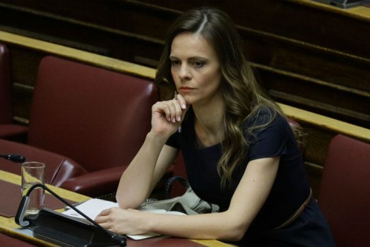 Αχτσιόγλου: Ανεπαρκή έως βαθιά προβληματικά τα μέτρα της κυβέρνησης