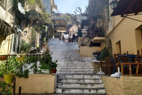 Ερημιά που θυμίζει Δεκαπενταύγουστο στην Αθήνα