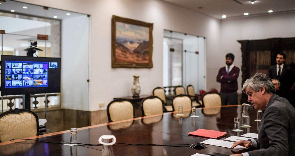 Σε πόλεμο με… λιανοντούφεκα το Eurogroup