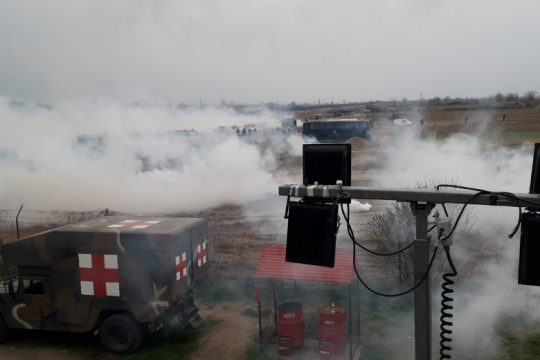 Επεισόδια ξανά στα σύνορα, με σωρεία χημικών