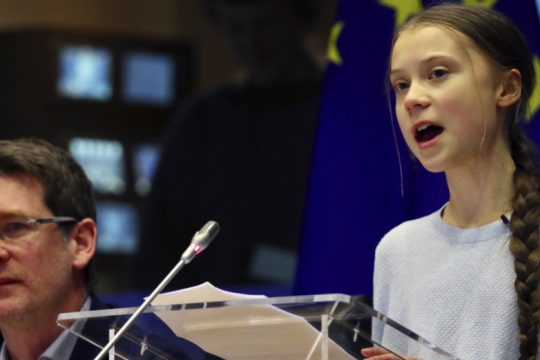 Απορρίπτει η Γκρέτα την πρόταση της Κομισιόν για το κλίμα