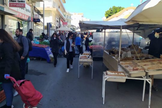Παπαθανάσης: Αν χρειαστεί θα κλείσουν οι λαϊκές αγορές