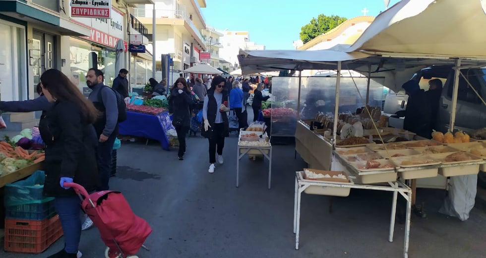 Παπαθανάσης: Αν χρειαστεί θα κλείσουν οι λαϊκές αγορές