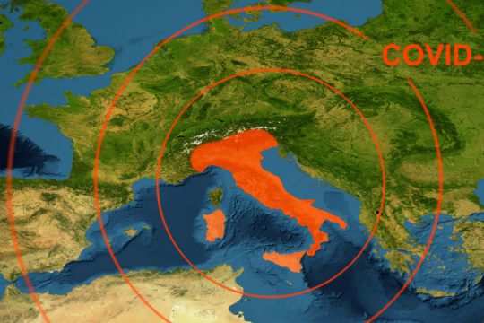 Κλείνουν σχολεία και πανεπιστήμια στην Ιταλία