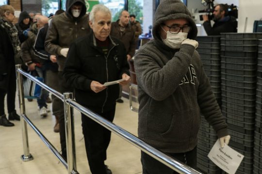 Ελεγχόμενη είσοδος, καταγραφή και επίταξη, στις μέρες του Covid-19